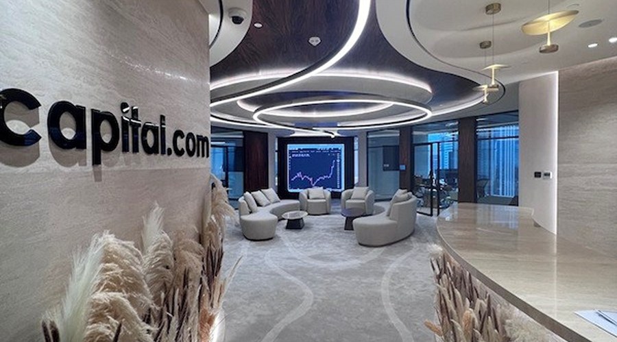 财报前瞻 | 数据龙头Palantir(PLTR.US)盈利动能强劲，本季营收预增38.6%超同行